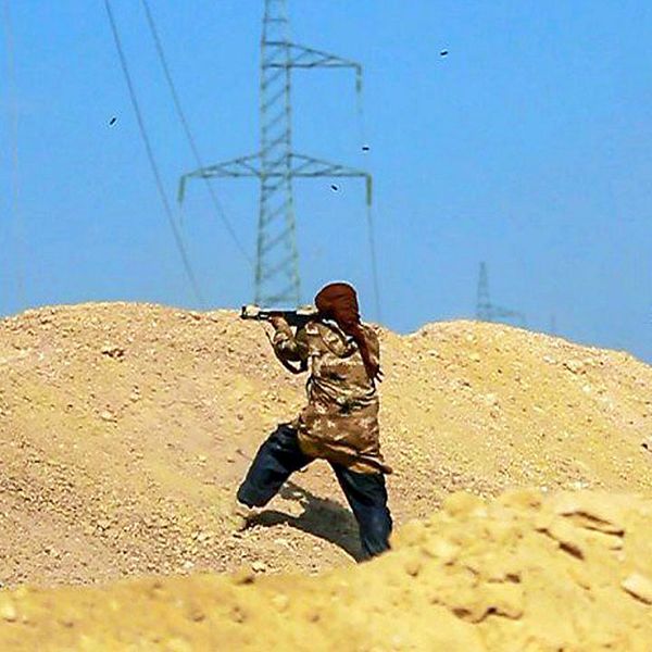 Stridande från IS vid fronten i Deir el-Zour-provinsen i Syrien