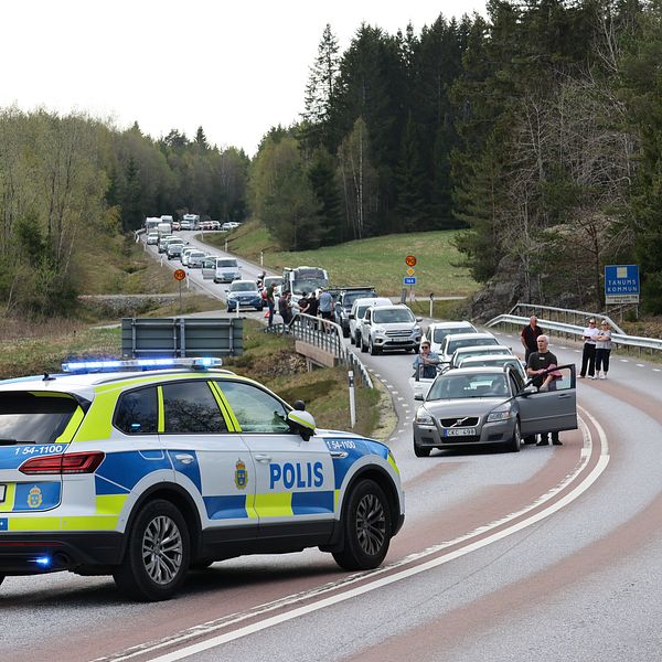 Köbildning efter en allvarlig trafikolycka i Dals-Ed.