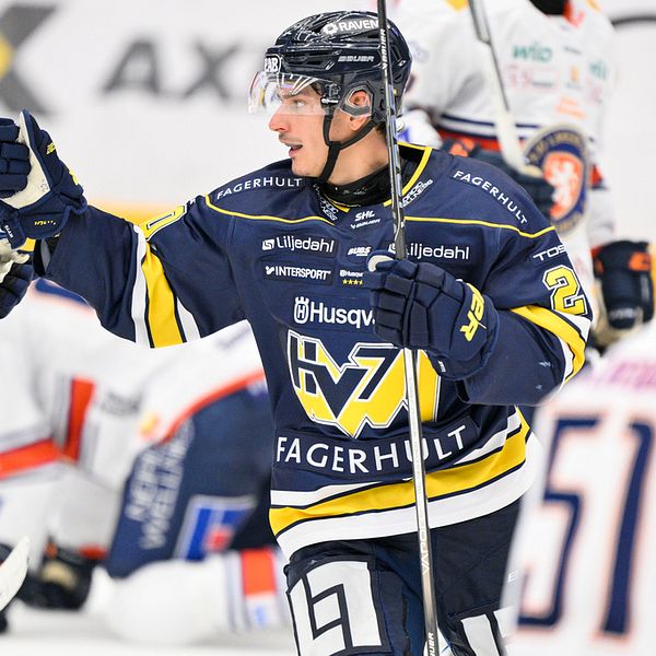 André Petersson med två mål mot Växjö.