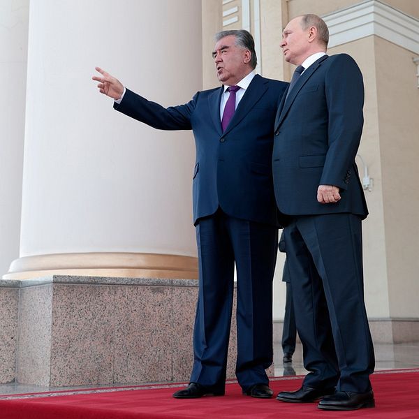 Tadzjikistans president Emomali Rahmon och Rysslands dito Vladimir Putin.