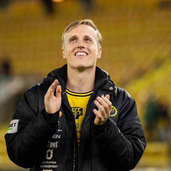 Se Jeppe Okkels två mål  och Sveinn Aron Gudjohnsens jättemiss.