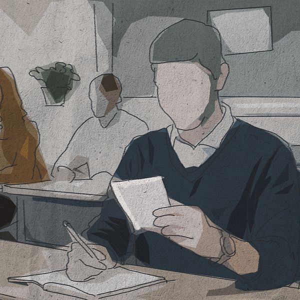 En teckning visar en man som skriver ett prov och håller en fusklapp i handen.