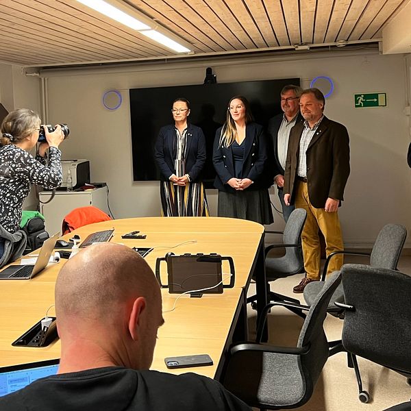 S och M mötte pressen i Mörbylångas kommunhus