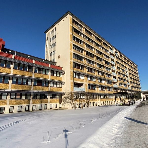 Exteriör över Sollefteå sjukhus.