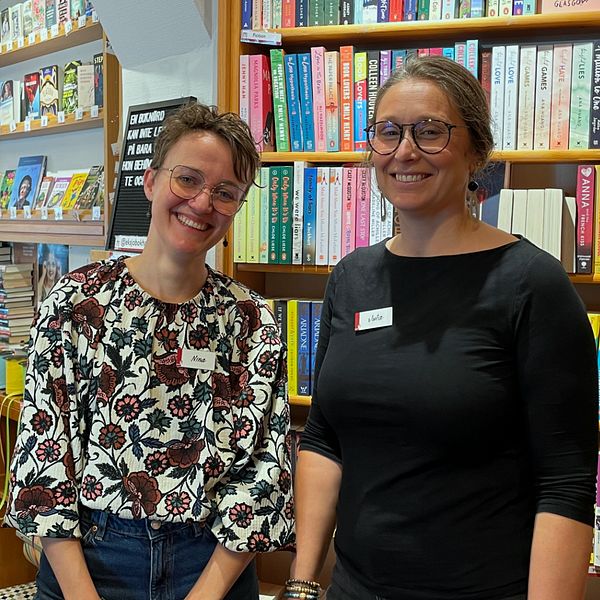 Nina Johansson och Julia Oskarsson, bokhandlare i Eksjö.
