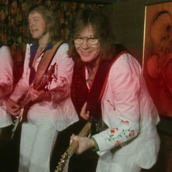 Bild från 70-talet på ett dansband som uppträder i SVT