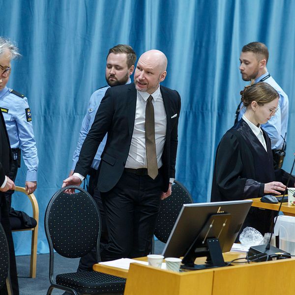 Breivik i en rättssal