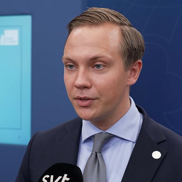 sveriges-tidigare-finansminister-kjell-olof-feldt-s-r-d-d-svt-nyheter
