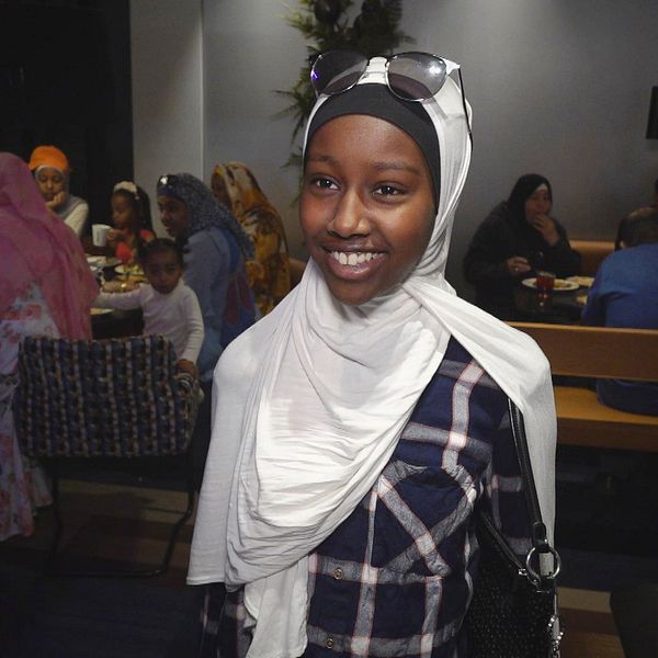 Hadinam Jassin i restaurangen där nya medborgare bjöds på fest.
