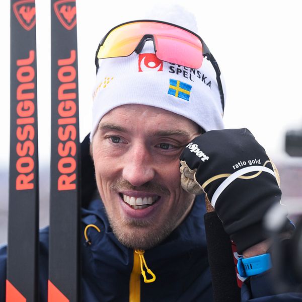 Sveriges Calle Halfvarsson under herrarnas 20 km skiathlon. Skid-VM 2025 i Trondheim