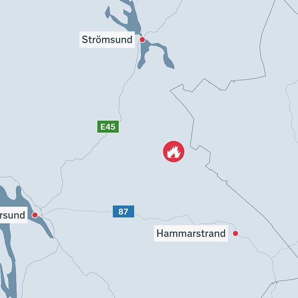 karta över Jämtlands östliga delar och skogsbrand markerad med symbol