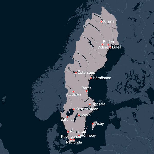 Karta över sverige med markeringar där de 17 militärbaserna finns