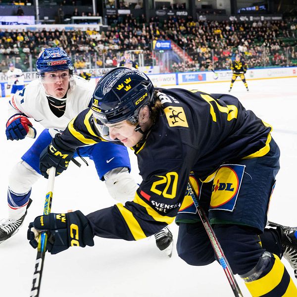 Liam Öhgren tar sig fram i kvällens JVM-genrep i Ängeholm.