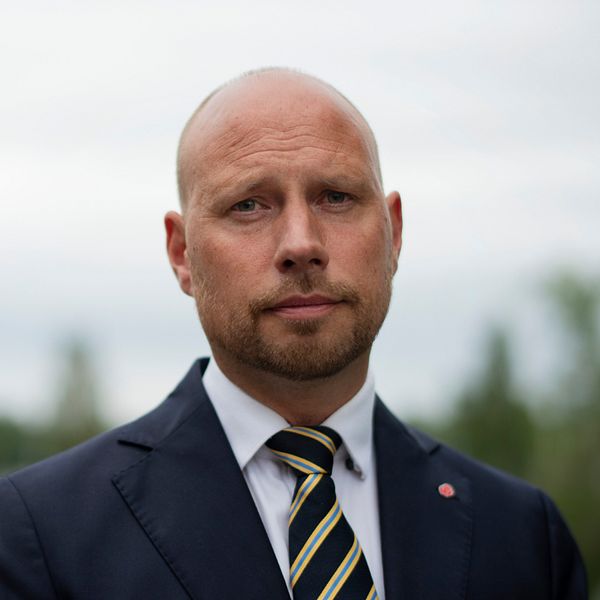 Hans Lindberg (S), kommunalråd i Umeå, i kostym och slips.