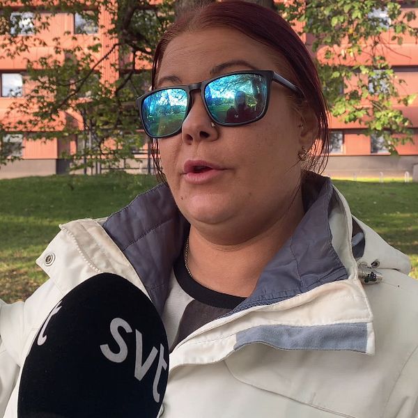 Besökaren Therese i alkoholzonen i Norrmalmsparken i Sundsvall.