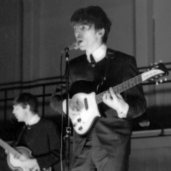 The Beatles på scenen i Sporthallen i Eskilstuna.