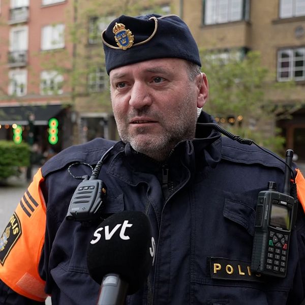 Polis intervjuas