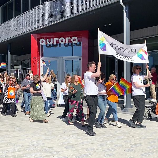 Pride-tåget i Kiruna.