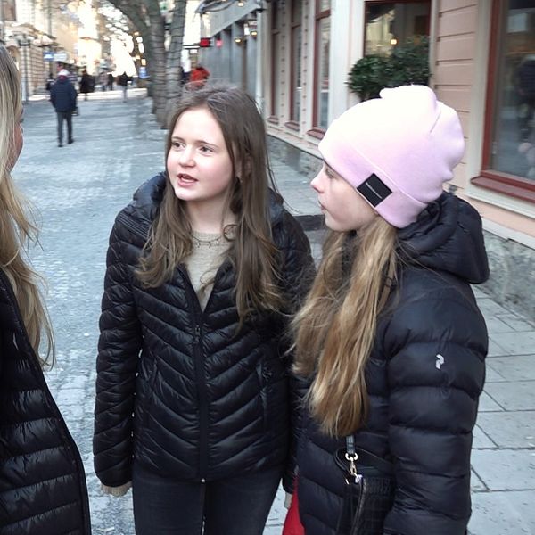 För många 12-åringar har hudvård blivit ett stort intresse. Hör vad de här tre tjejerna i Östersund säger om det.