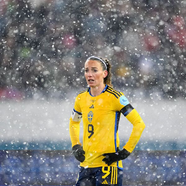 Kosovare Asllani