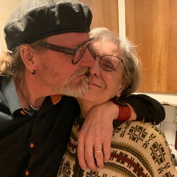 ”Telefonbedragare är ett yrke som inte borde finnas”, säger 88-åriga Asta i Arvidsjaur.