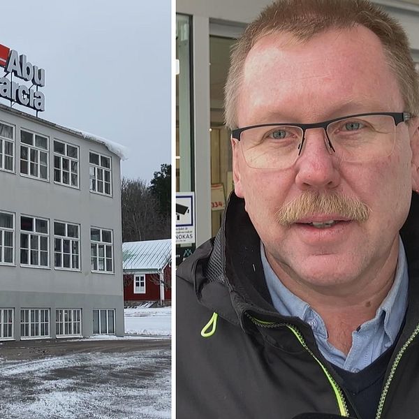 Bildens vänstra del visar en vit byggnad med skylten ”Abu Garcia” på taket, omgiven av snö och träd i bakgrunden. Den högra delen visar en person klädd i en svart jacka med en grön dragkedja, stående vid vad som verkar vara en ingång till en byggnad.