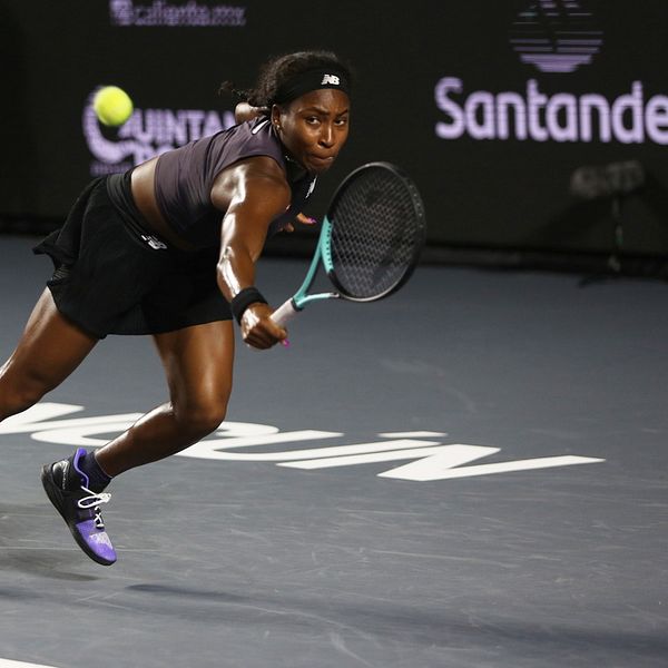 Coco Gauff känner kärleken i Cancun efter sin första seger i sitt andra WTA-slutspel.