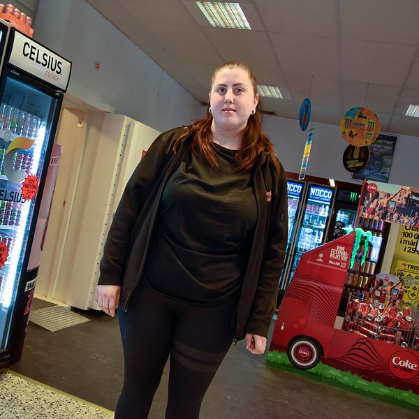 Drycken Prime säljer slut i butikerna trots priset på 100 kronor styck.