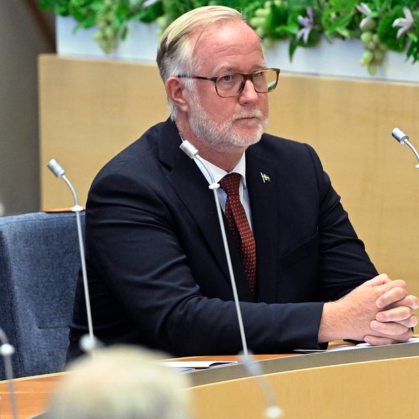 Liberalernas partiledare Johan Pehrson, ny utbildningsminister, vid riksmötets öppnande i riksdagens kammare.