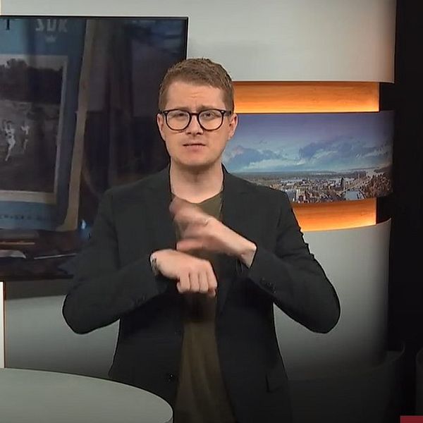 Gamla böcker och en programledare