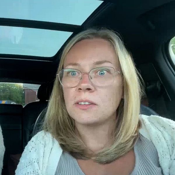 Två kvinnor i en bil