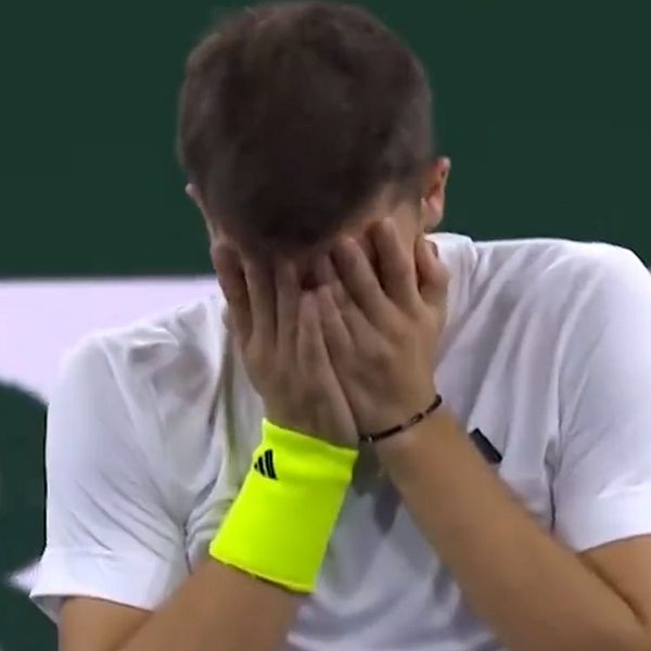 Novak Djokovic utslagen av herrspelare