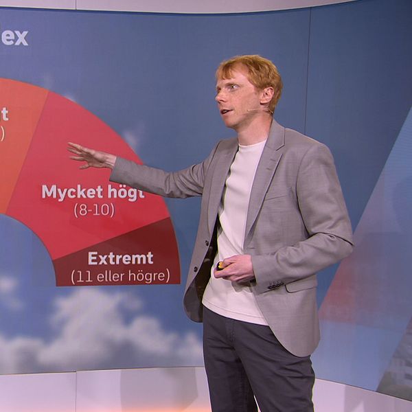 SVT:s meteorolog Marcus Sjöstedt berättar om de varma temperaturerna i landet..