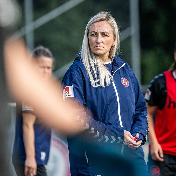 Kristianstad DFFs tränare Elísabet Gunnarsdóttir,