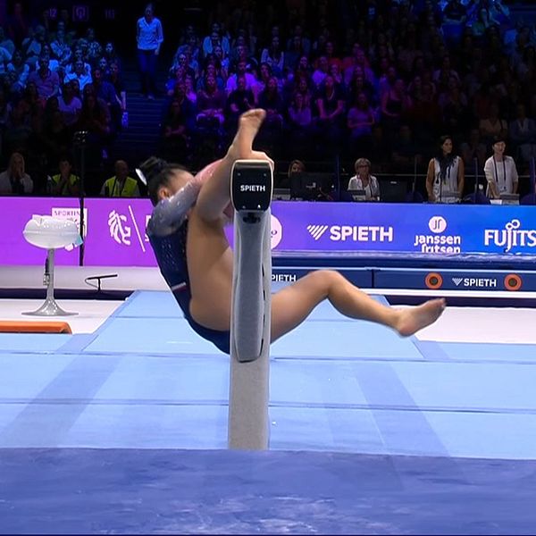 USA:s Leanne Wong illa ute i lagtävlingen i gymnastik-VM