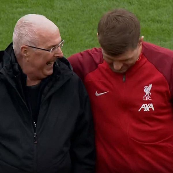 Sven-Göran ”Svennis” Eriksson hyllades inför legendarmatchen på Anfield.