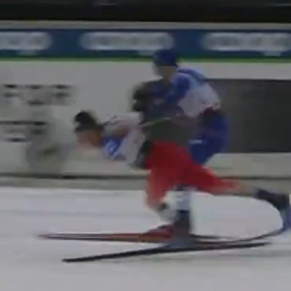 Tvådelad bild. Vänster: skidhjälm med sponsorlogotyper. Höger: två skidåkare kolliderar på spåret.