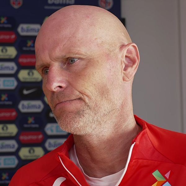 Norges förbundskapten Ståle Solbakken riktar svidande kritik mot svenska riksidrottsförbundets ordförande Karl-Erik Nilsson