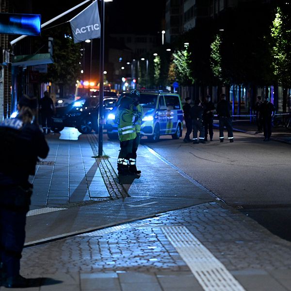 Polis på plats efter explosion i Helsingborg.