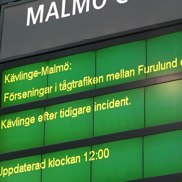 I klippet förklarar Jimmi Nordqvist, enhetschef Skånetrafiken support varför förseningsersättningar har ökat.