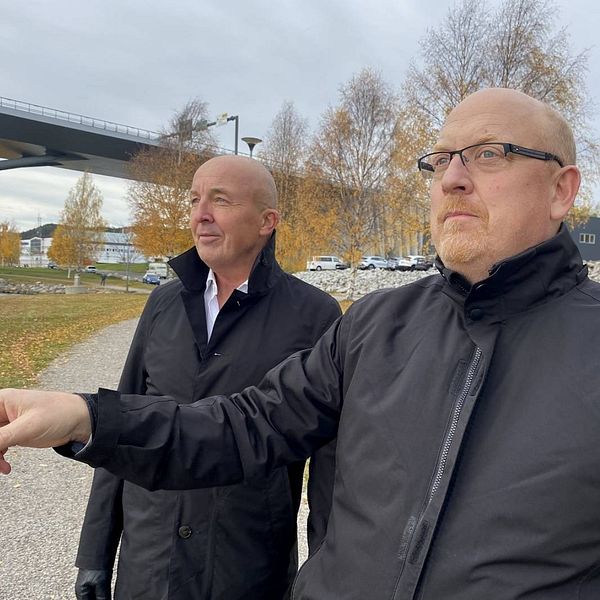 Drönare, konsulten Hans Siljebäck och infrastrukturstrategen Niklas Andersson på Sundsvalls kommun.