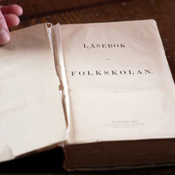 Läsebok för folkhögskolan, som gavs ut 1868.