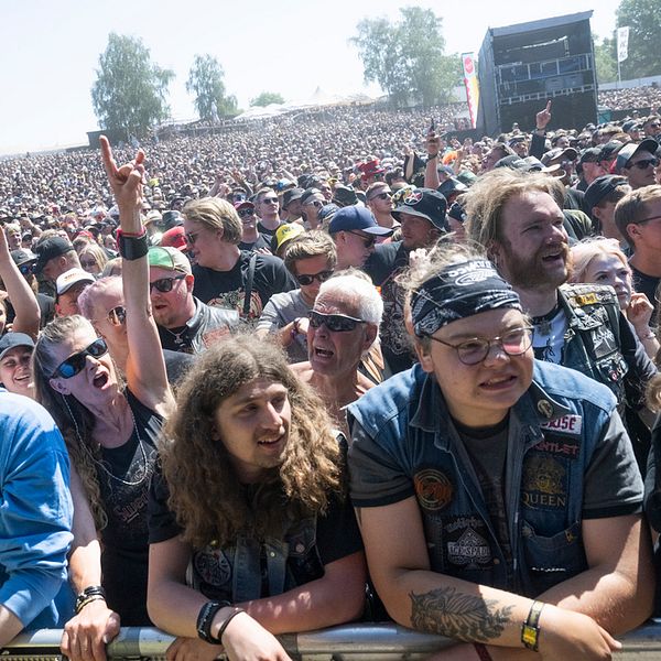 En hårdrockspublik på Sweden rock.