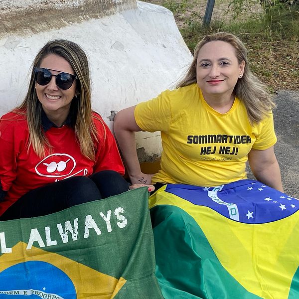 Tre brasilianska fans på plats för att se Gyllene Tider på Brottet i Halmstad