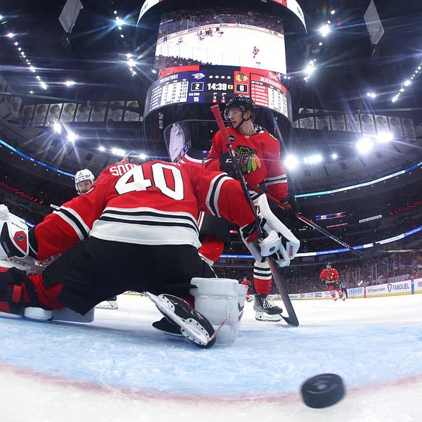 Nashvilles Filip Forsberg stod för hattrick i NHL mot Chicago.