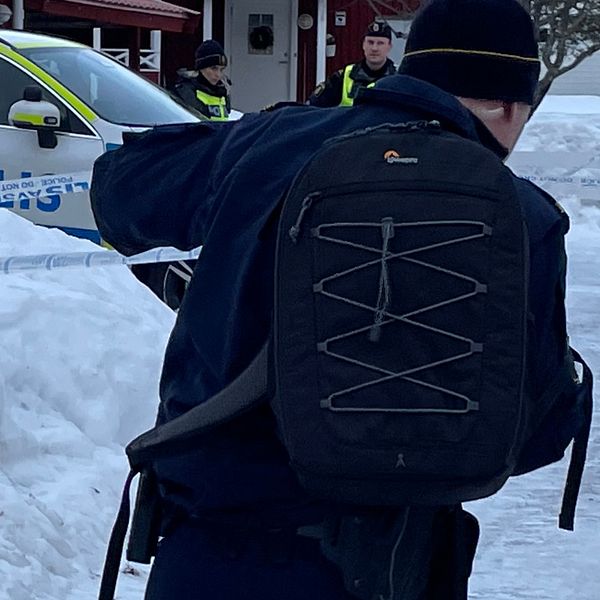 Ryggen på en polis