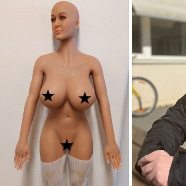 Kudryavtseva butunlay yalangoch.