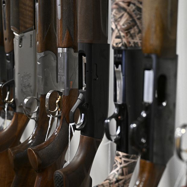 elfbar elfa master akku Inlämning: Vapen, Militaria & Medaljer - Kolonn main image 0