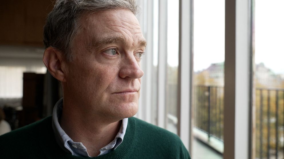 ”Många lägenheter står tomma. Det förekommer pengatvätt och brottslighet. London har fått massa miljardärer men förlorat sin själ” – Se intervjun med Patrick Radden Keefe. Foto: Pernilla Edholm/SVT
