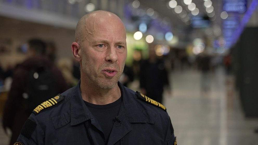 Statsaktörer använder bland annat kriminella nätverk för att utföra uppdrag i Sverige, säger Magnus Roglert, nationell chef för polisens beredskapssektion. Foto: Vlada Cakic